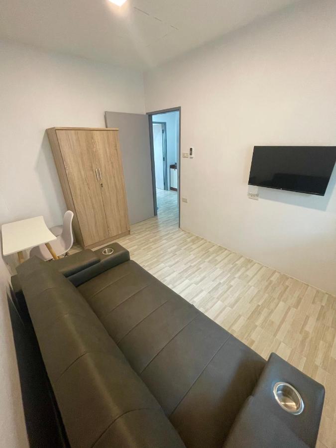Garden Beach Sea View Patong Exterior foto
